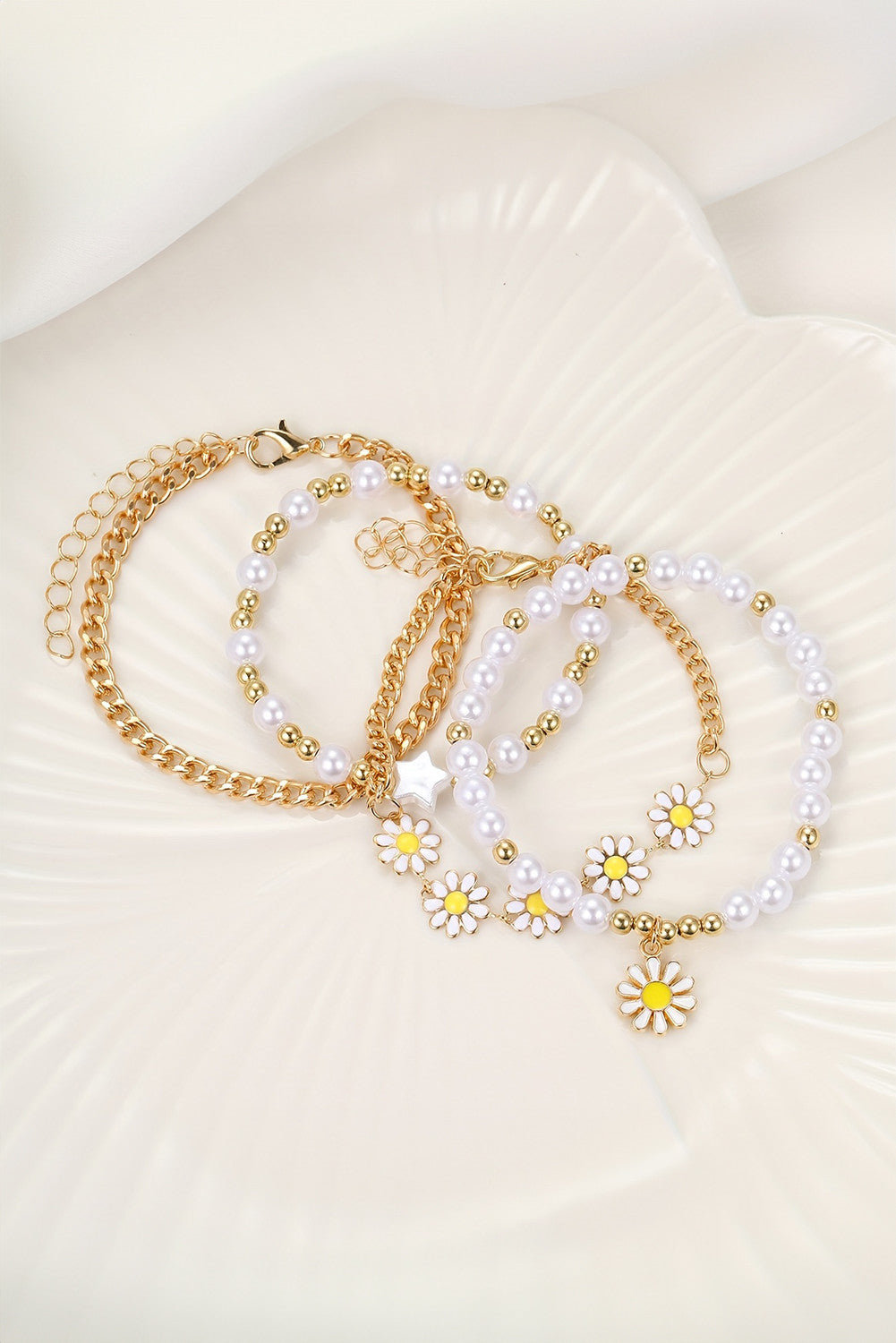 White Daisy Pearl Beaded Chain Bracelet Set