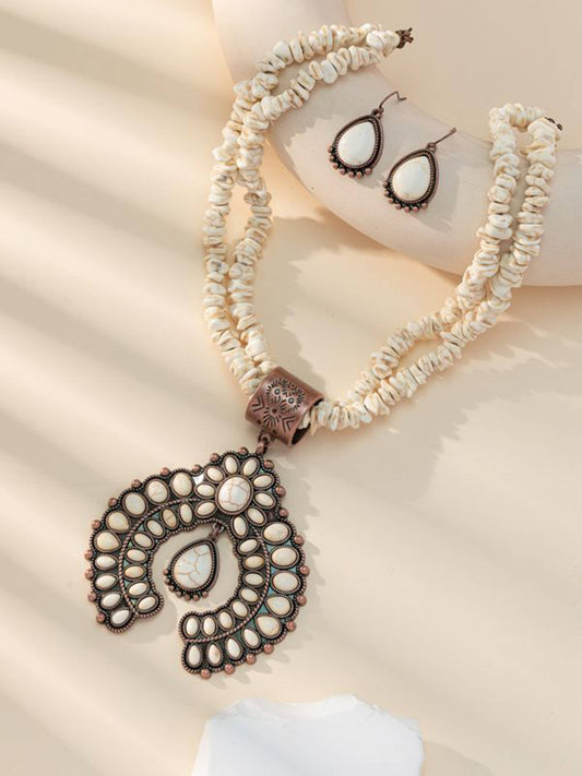 Beige Round Flower Turquoise Pendant Necklace