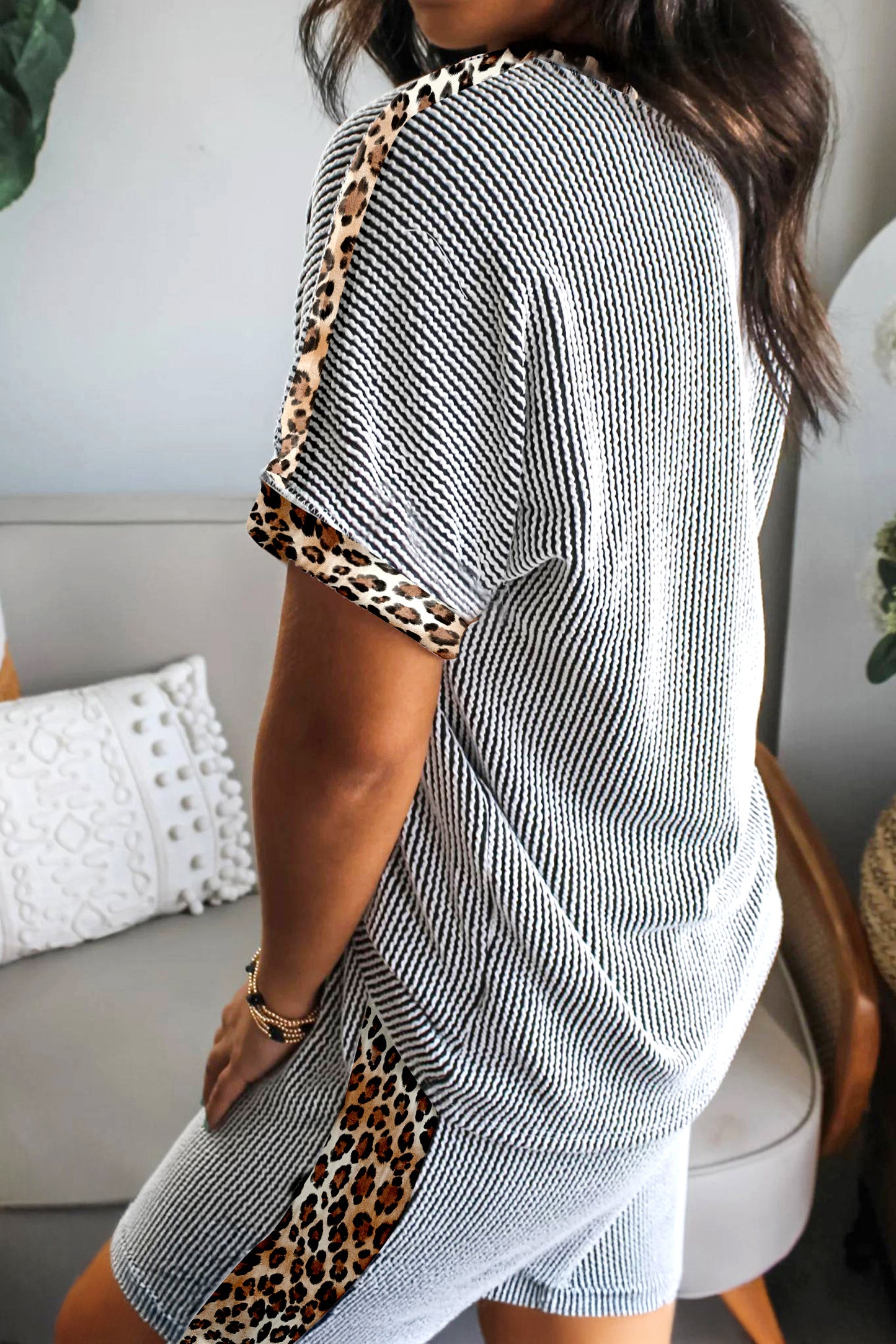 Light Grey Leopard Trim Set