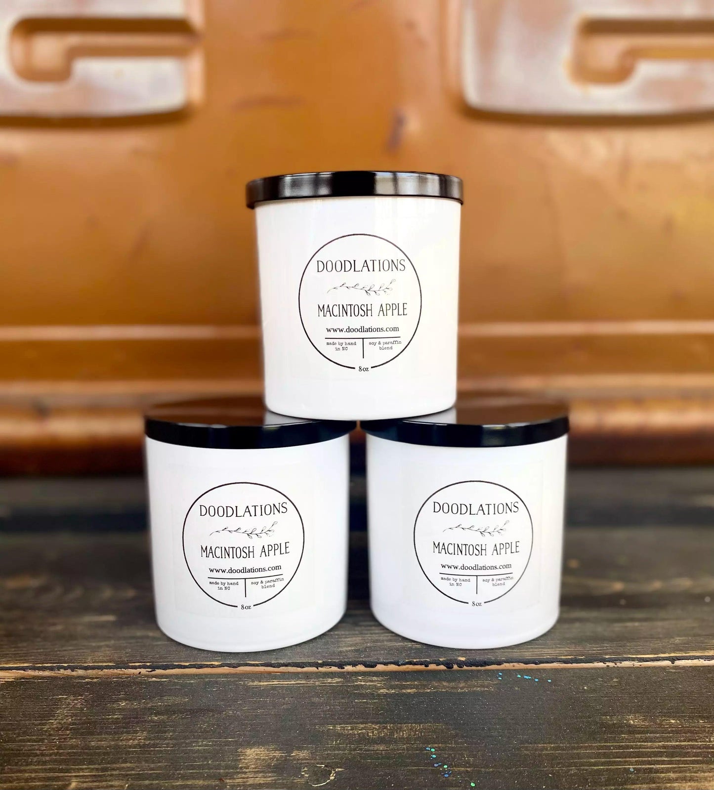 Macintosh Apple Candle - Doodlations Coffee Bar & Boutique
