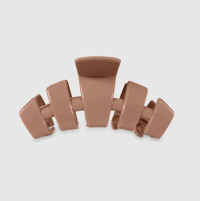 Classic Mocha Mousse Claw Hair Clip