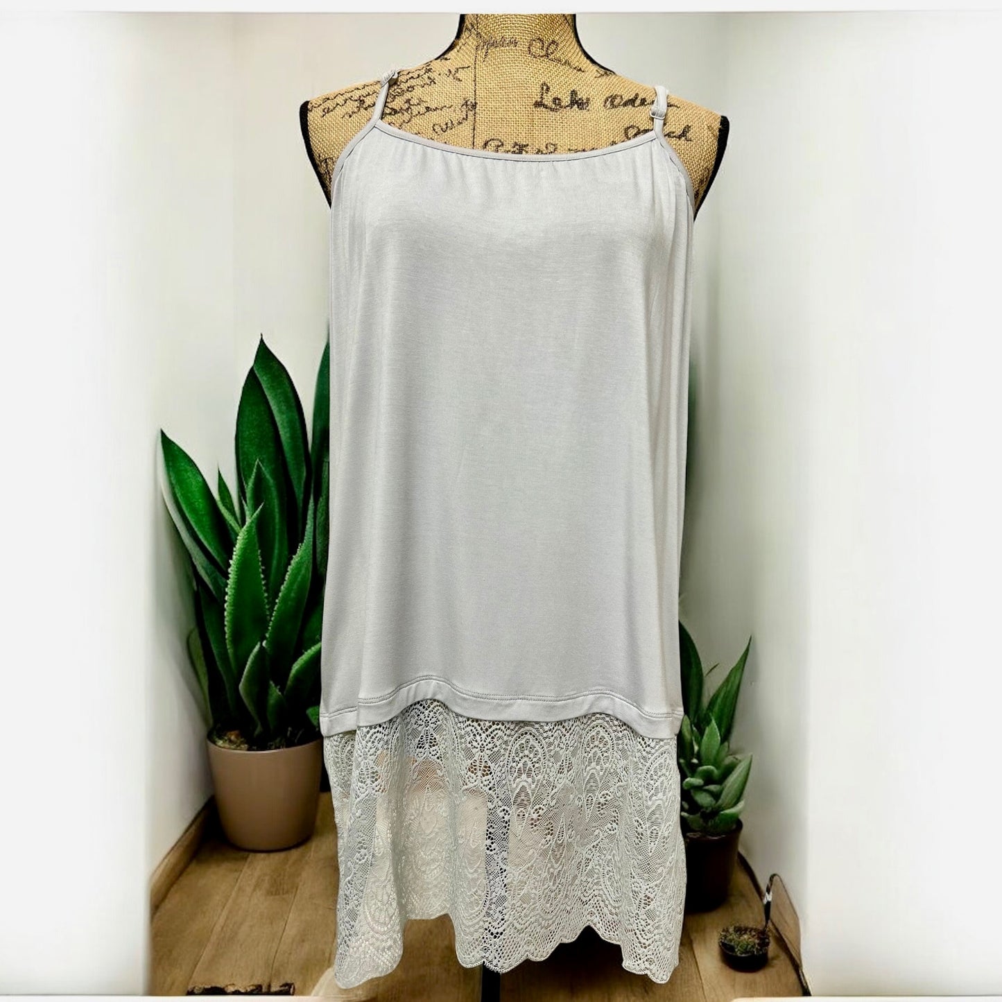 Extender Tank with Lace Trim