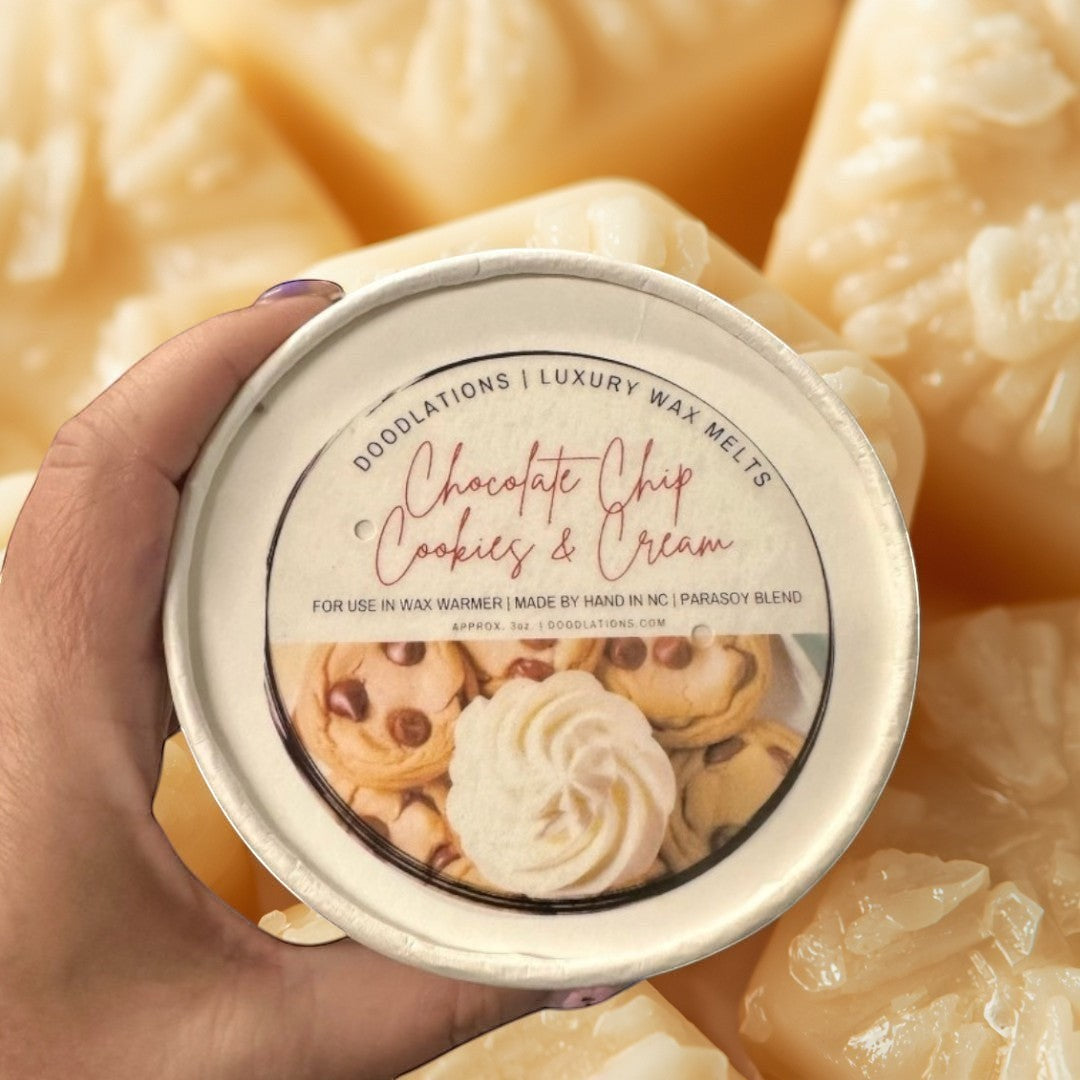 Chocolate Chip Cookies & Cream Wax Melts look like real cookies and Hershey kisses.