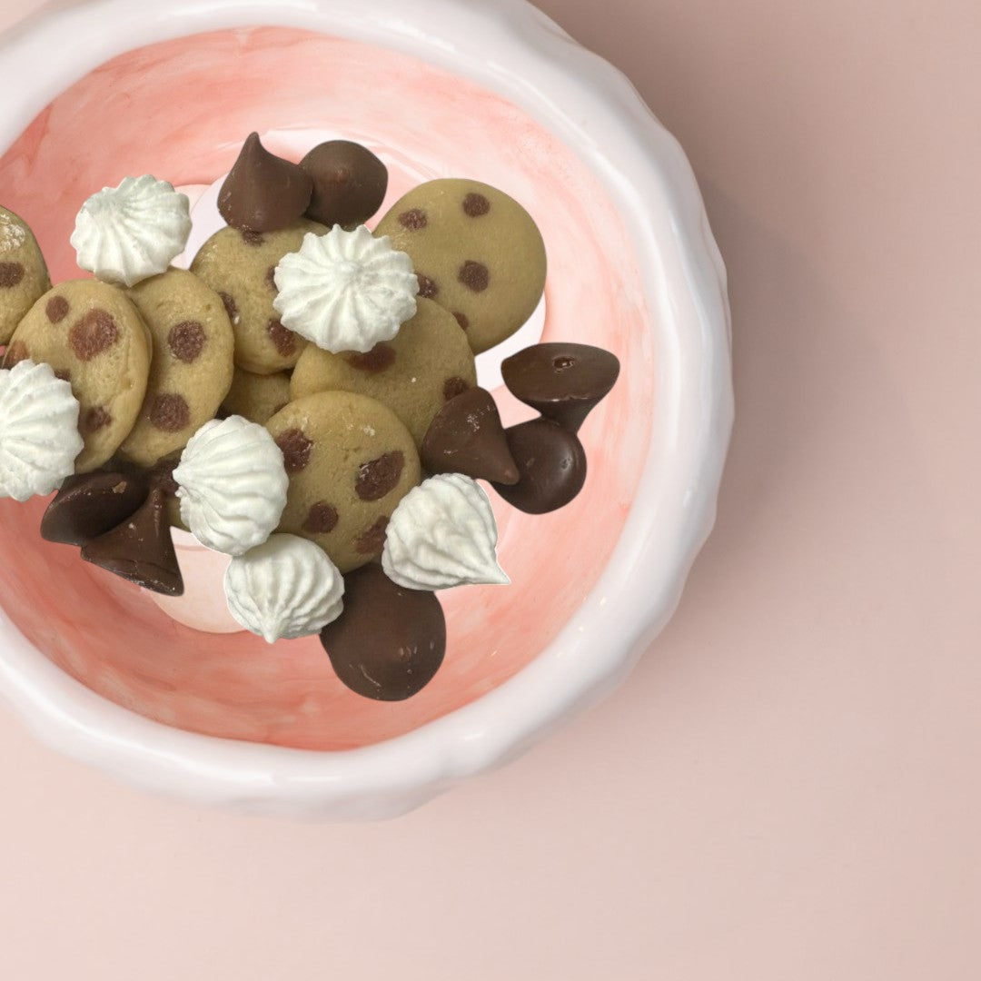 Chocolate Chip Cookies & Cream Wax Melts look like real cookies