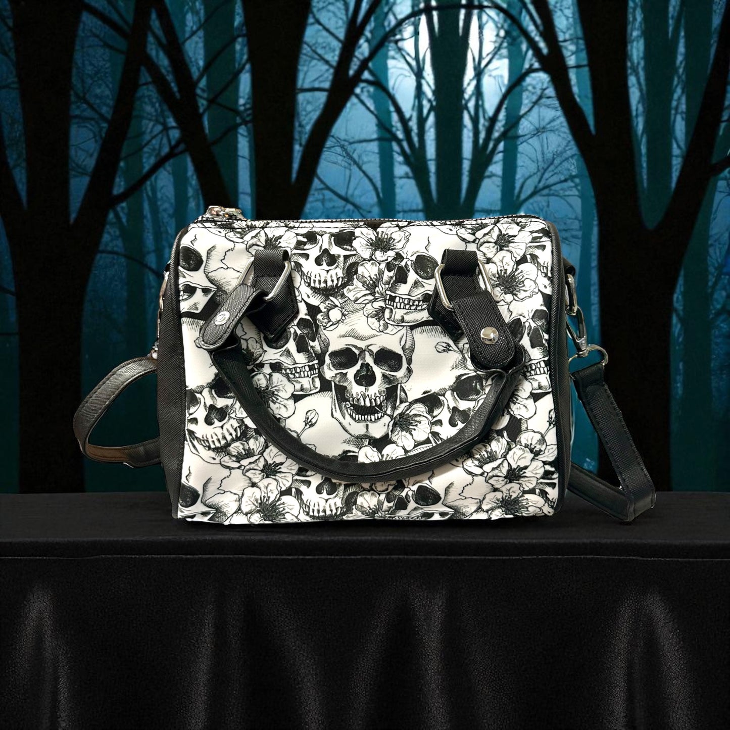 Black & White Skull Purse