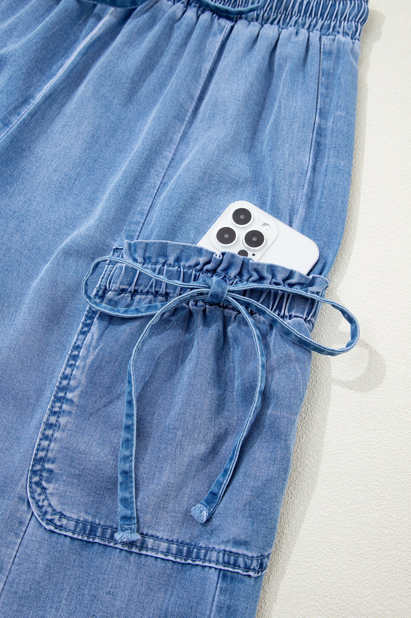 Blue Drawstring Elastic Waist Pocketed Loose Denim Pants