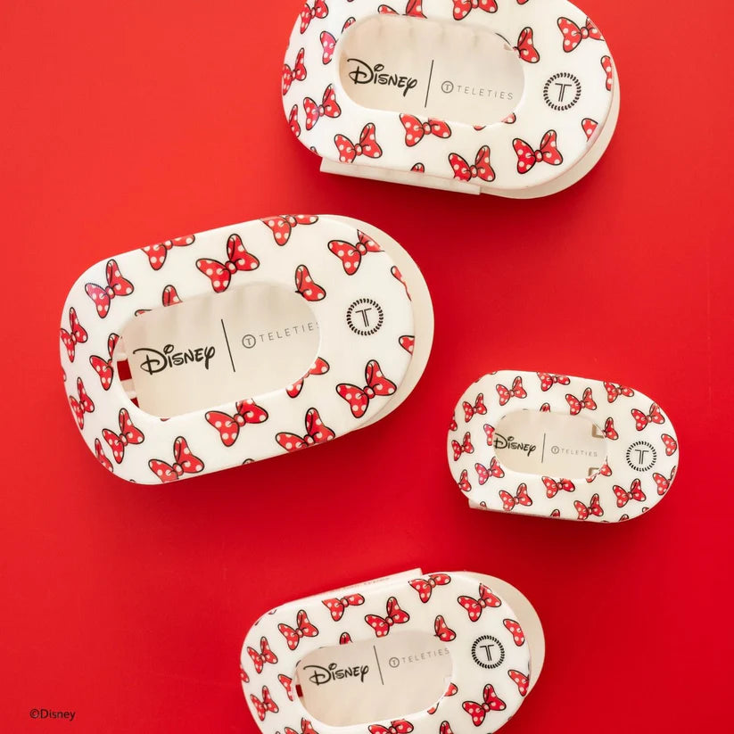 Minnie Mouse Loves Her Bows! Flat Round Hair Clip